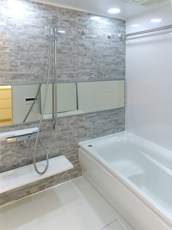 お掃除ラクラク機能が強力な味方!いつもピカピカのTOTOの浴室 港区K様邸 after18